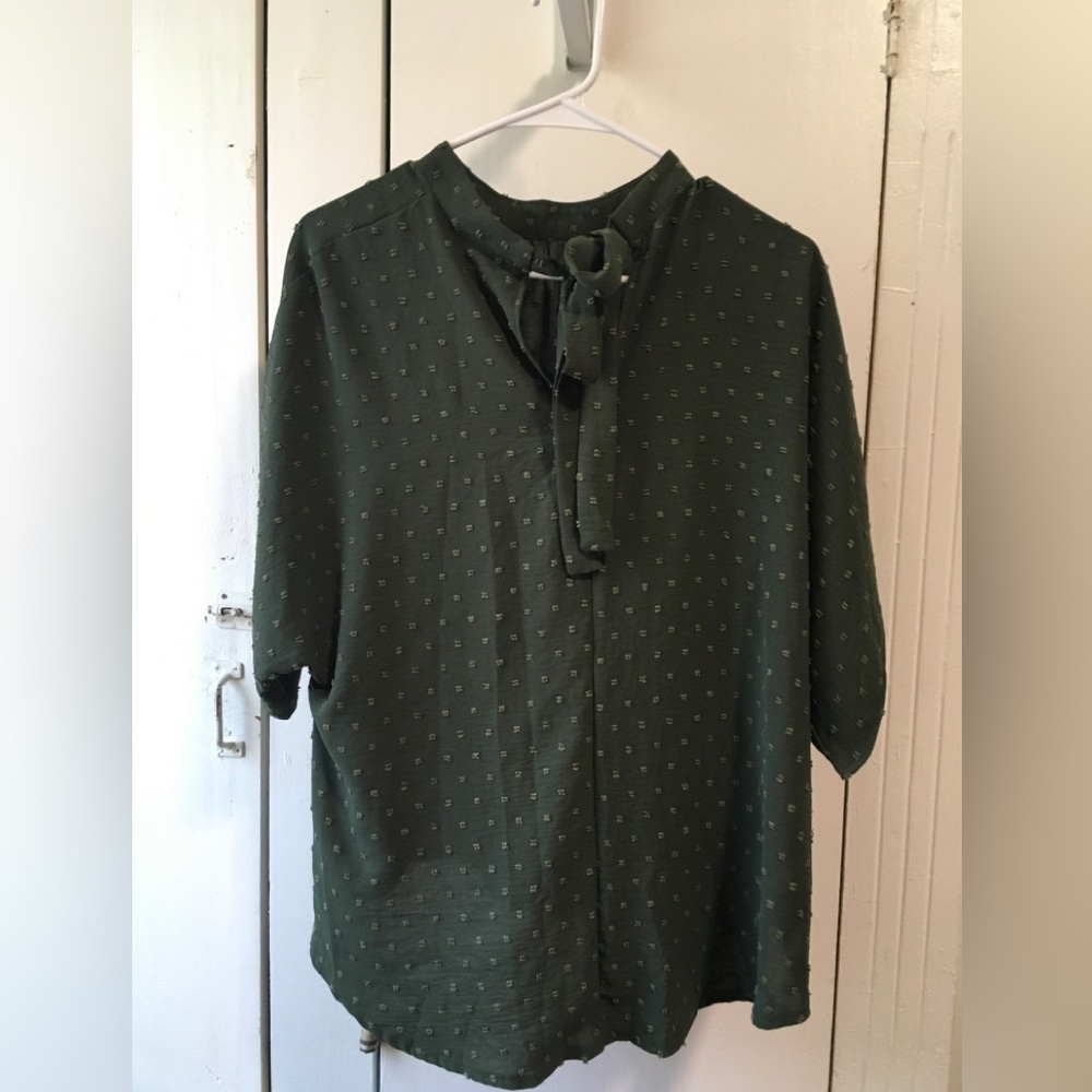 SHEIN Dark Green Textured Men's Shirt